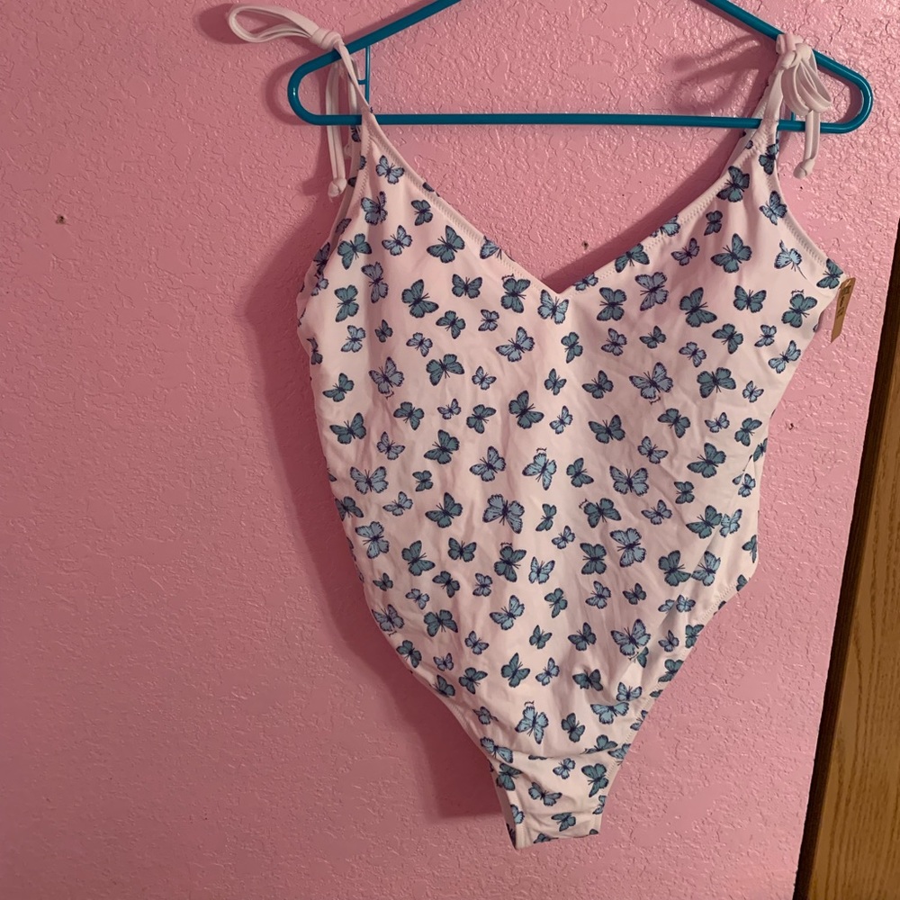 PINK VS 🦋 bathing suit